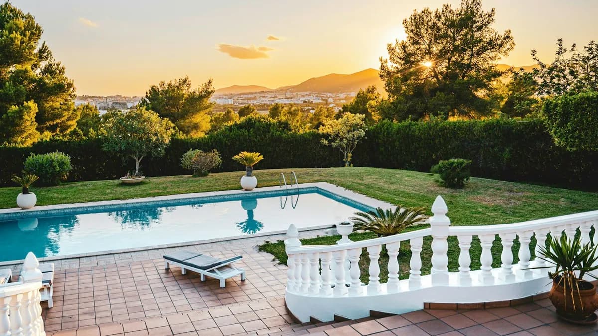 The Retreat Cash-Flow Problem: How to Pay the Venue Before Your Guests Have Paid You